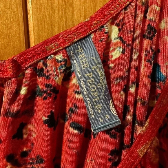 Free People Red Silky Top Size L - Picture 9 of 9